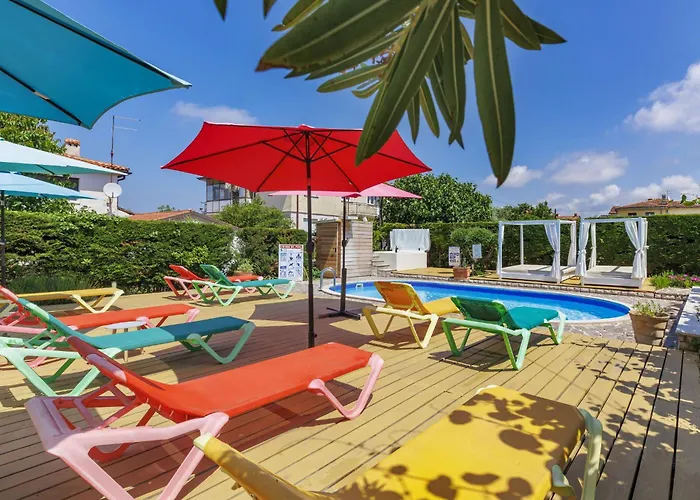 Nika-5 By Interhome *