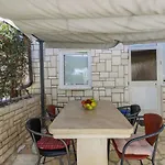 Nika-5 By Interhome Appartamento