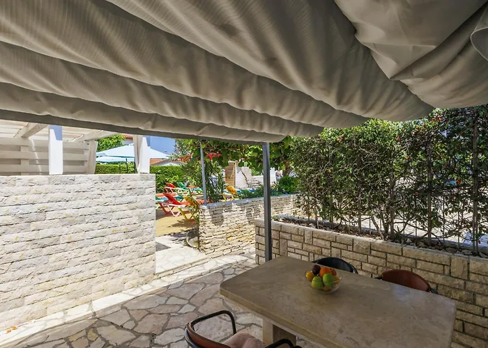 Nika-5 By Interhome Umag