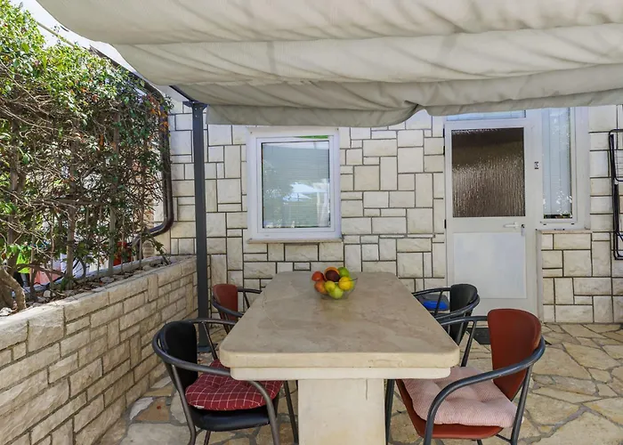 Nika-5 By Interhome Apartman