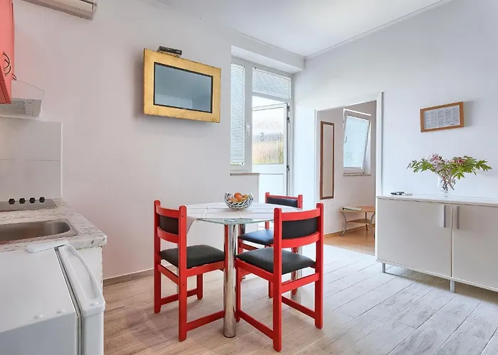 Nika-5 By Interhome * Umag