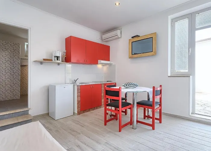 Nika-5 By Interhome *